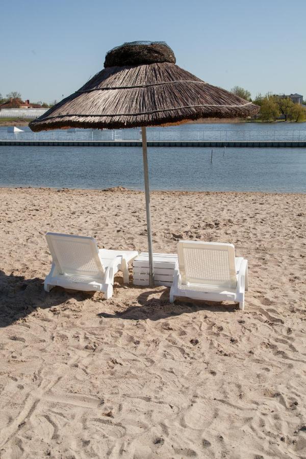 Oaza Blonie Standard - 3 * Kornik